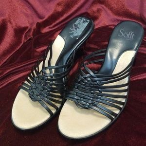 Never worn Sofft wedges